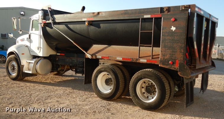 image for item DJ6688 2009 Peterbilt 340  dump truck