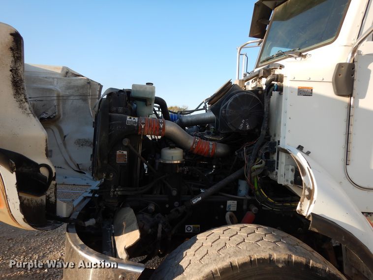 image for item DJ6688 2009 Peterbilt 340  dump truck