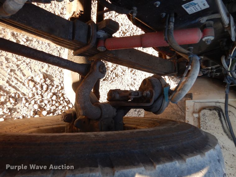 image for item DJ6688 2009 Peterbilt 340  dump truck