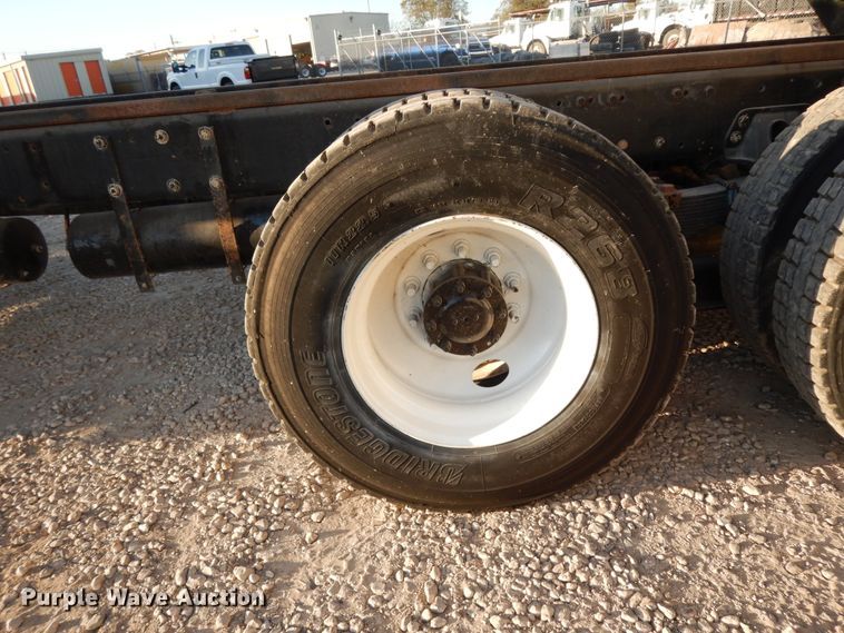 image for item DJ6688 2009 Peterbilt 340  dump truck