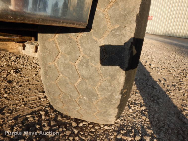 image for item DJ6688 2009 Peterbilt 340  dump truck