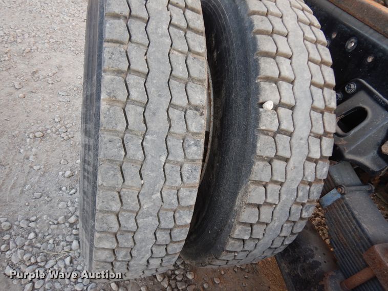 image for item DJ6688 2009 Peterbilt 340  dump truck