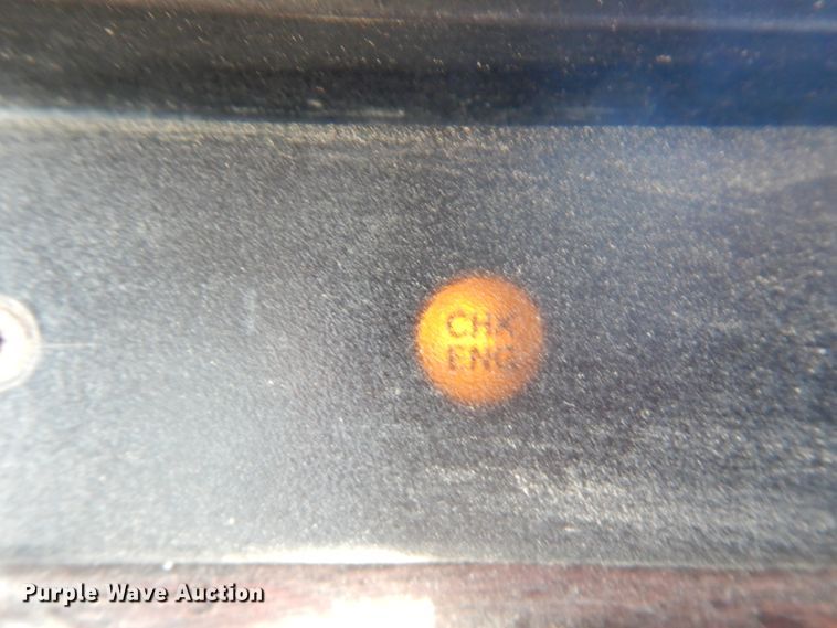 image for item DJ6717 2003 Freightliner FLD120SD  semi truck