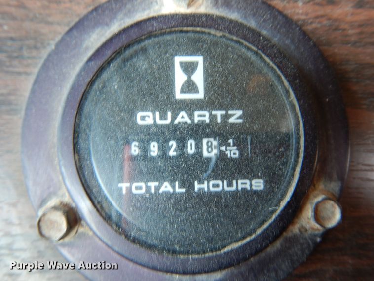 image for item DJ6717 2003 Freightliner FLD120SD  semi truck