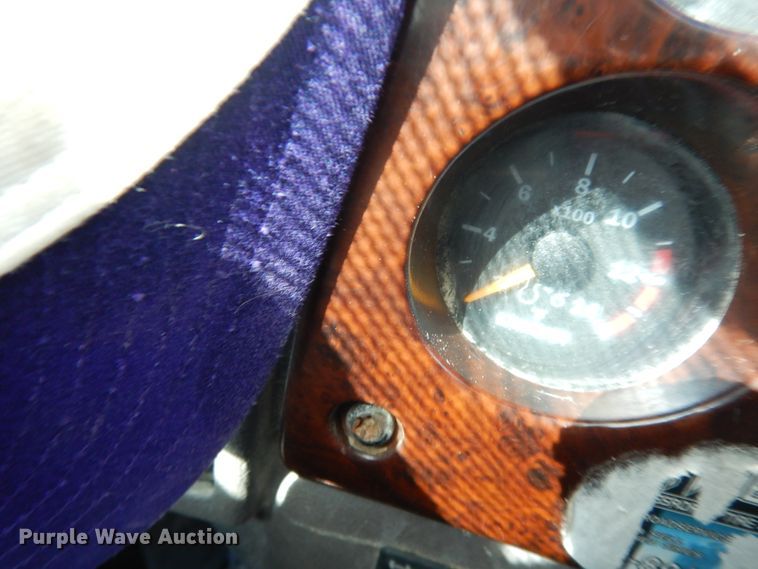 image for item DJ6719 2007 Mack CXN  semi truck