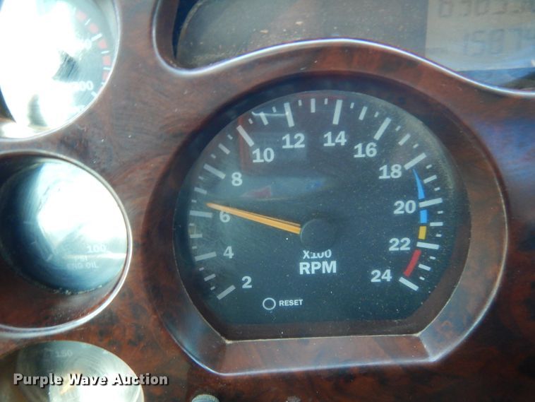 image for item DJ6719 2007 Mack CXN  semi truck