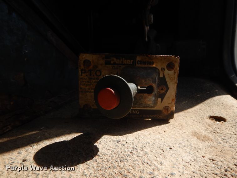 image for item DJ6719 2007 Mack CXN  semi truck