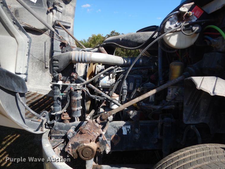 image for item DJ6719 2007 Mack CXN  semi truck