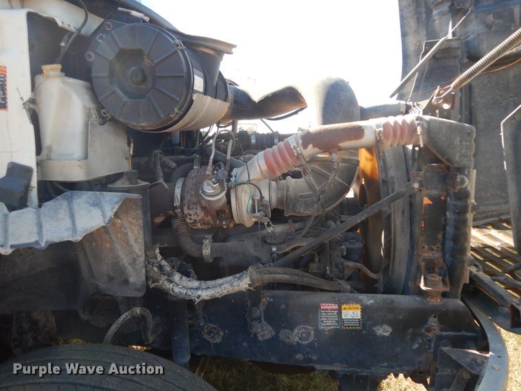 image for item DJ6719 2007 Mack CXN  semi truck