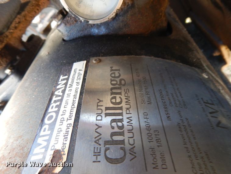 image for item DJ6719 2007 Mack CXN  semi truck