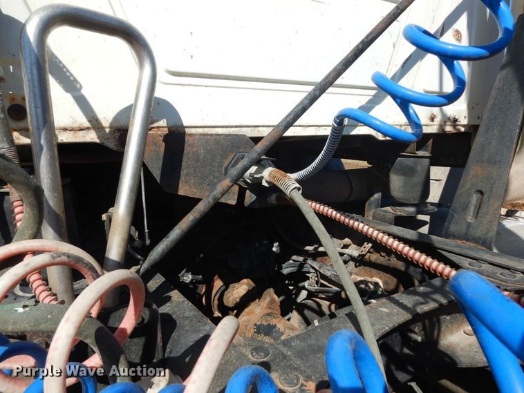 image for item DJ6719 2007 Mack CXN  semi truck