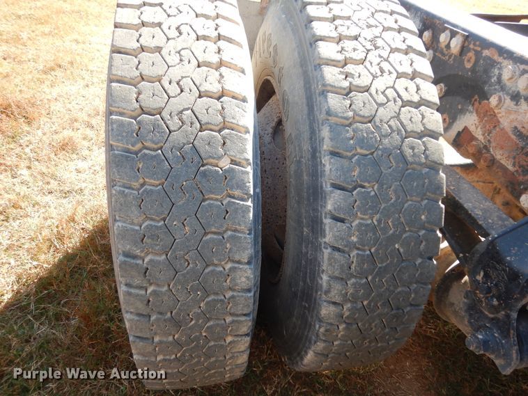 image for item DJ6719 2007 Mack CXN  semi truck