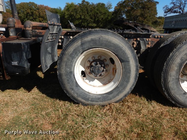 image for item DJ6719 2007 Mack CXN  semi truck