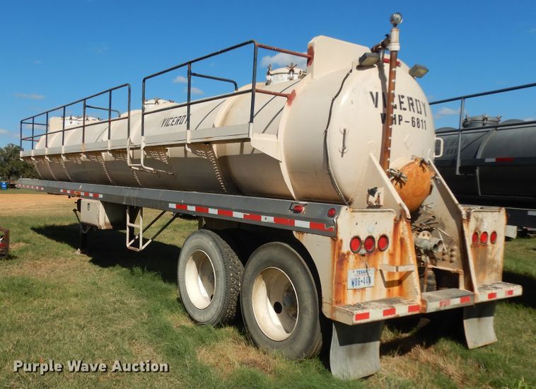 image for item DJ6721 2003 Proco vacuum trailer