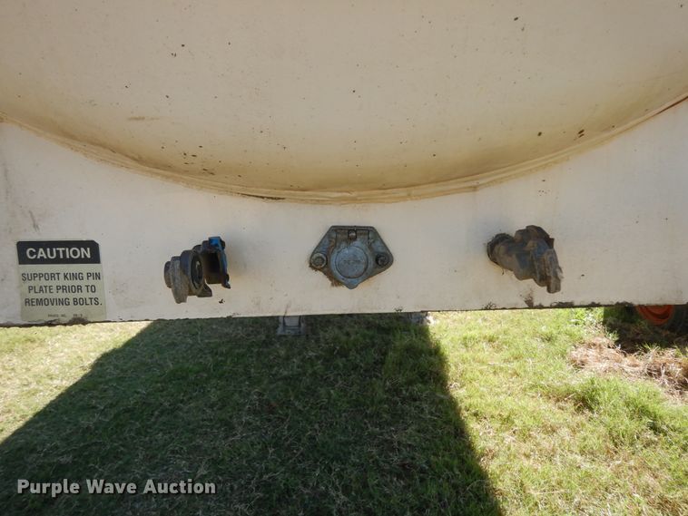 image for item DJ6721 2003 Proco vacuum trailer