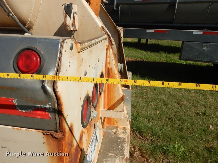 image for item DJ6721 2003 Proco vacuum trailer