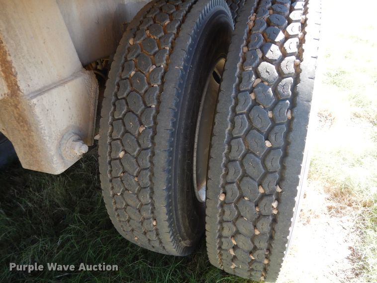 image for item DJ6721 2003 Proco vacuum trailer