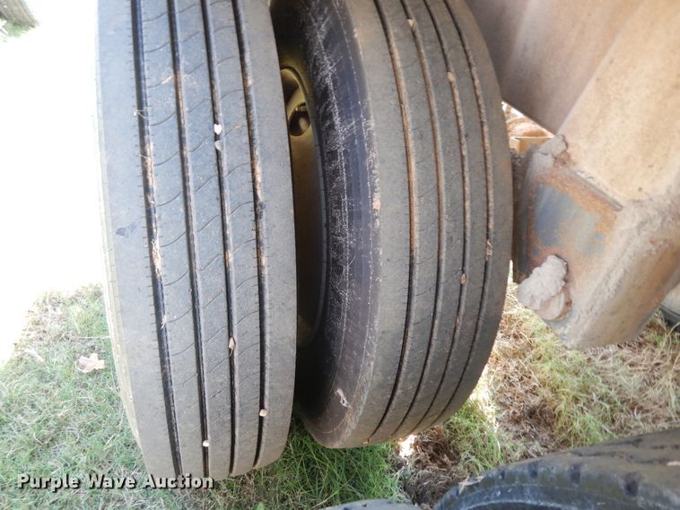 image for item DJ6721 2003 Proco vacuum trailer