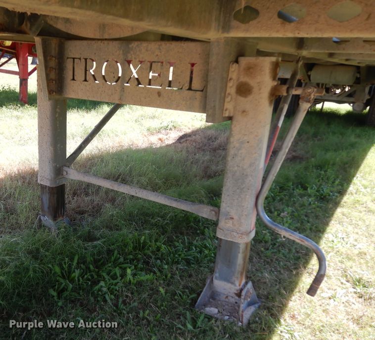 image for item DJ6722 2013 Troxell vacuum trailer