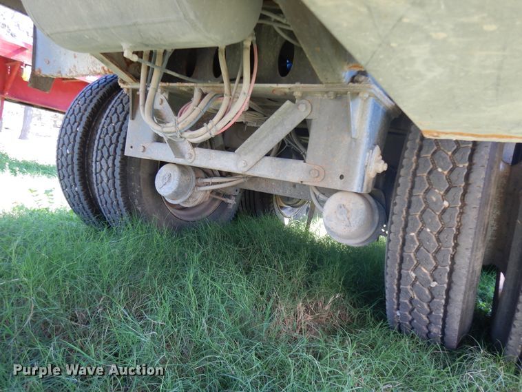 image for item DJ6722 2013 Troxell vacuum trailer