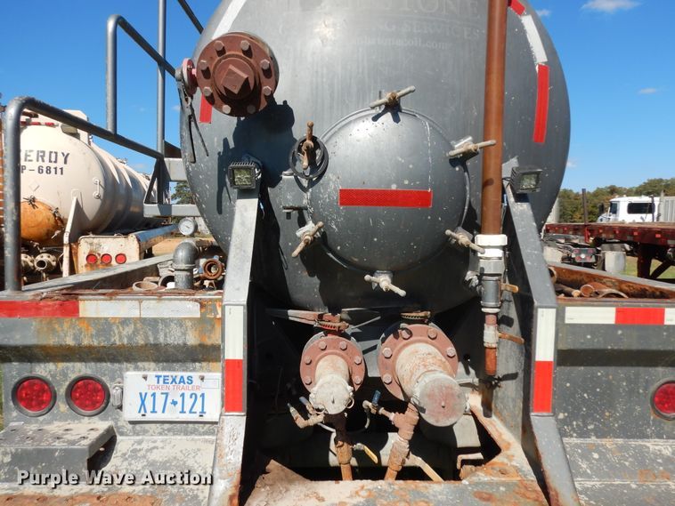 image for item DJ6722 2013 Troxell vacuum trailer