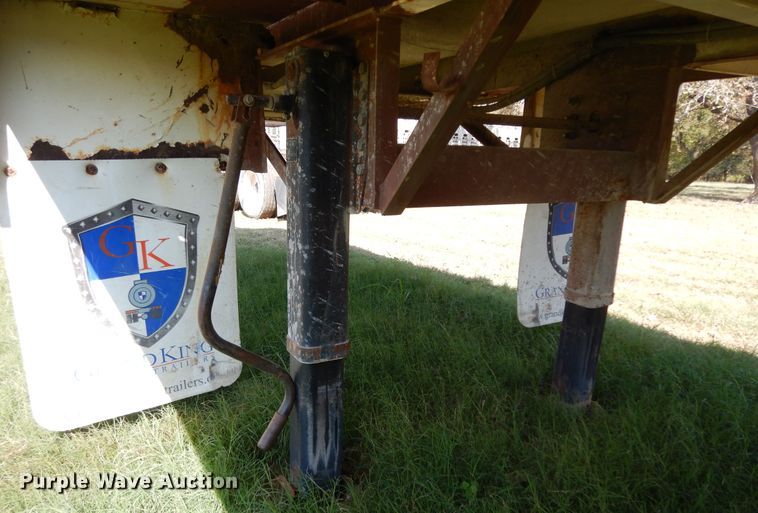 image for item DJ6723 2013 Grand King vacuum trailer