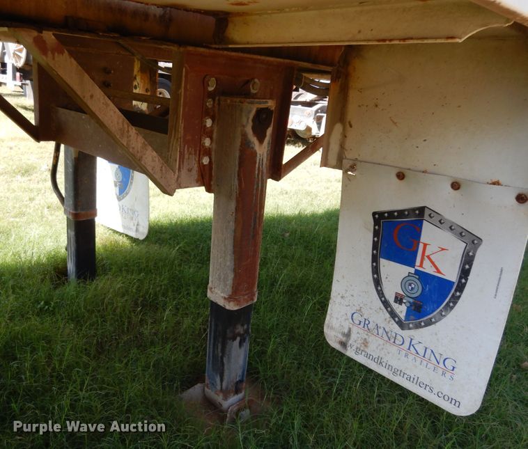 image for item DJ6723 2013 Grand King vacuum trailer