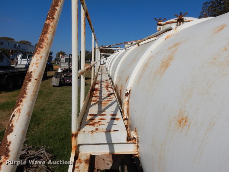 image for item DJ6723 2013 Grand King vacuum trailer