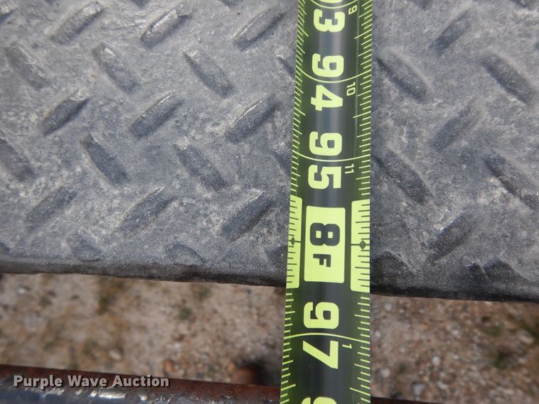 image for item DJ6725 2002 International 4700  flatbed truck