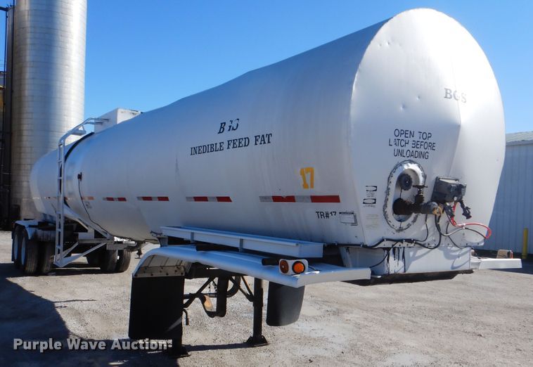 image for item DJ8520 1993 Polar Tank Trailers Inc tank trailer