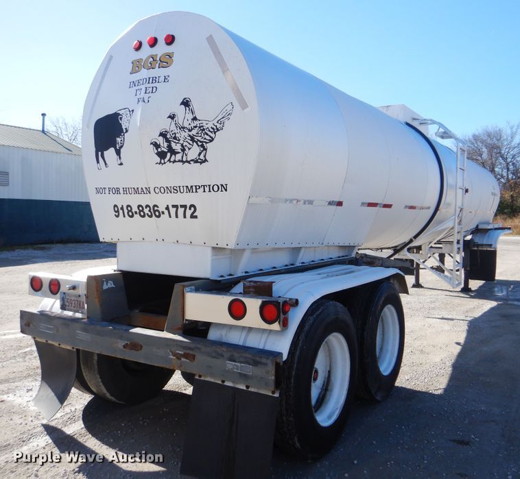 image for item DJ8520 1993 Polar Tank Trailers Inc tank trailer