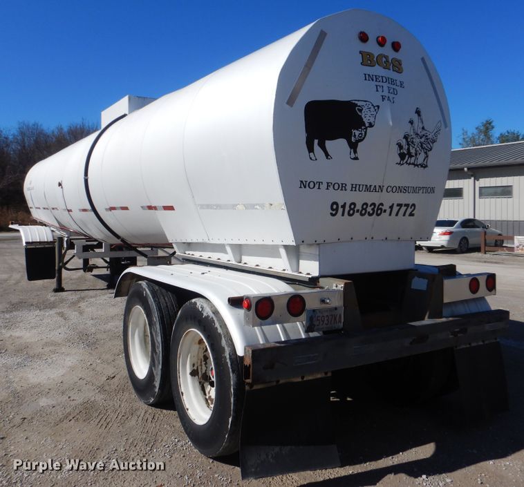 image for item DJ8520 1993 Polar Tank Trailers Inc tank trailer