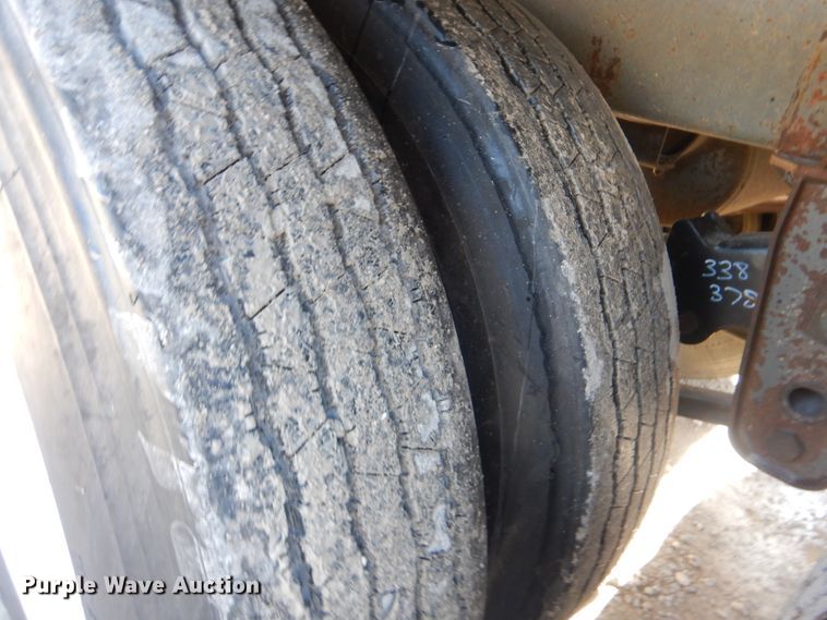 image for item DJ8520 1993 Polar Tank Trailers Inc tank trailer