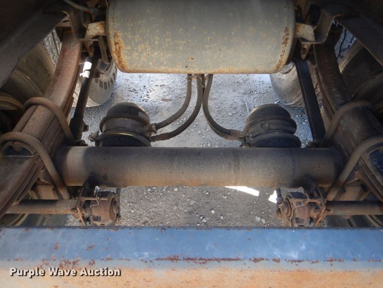 image for item DJ8520 1993 Polar Tank Trailers Inc tank trailer