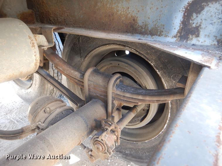 image for item DJ8520 1993 Polar Tank Trailers Inc tank trailer