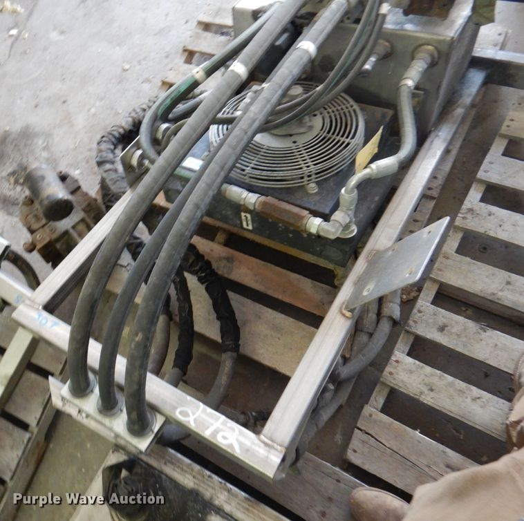 image for item DY9582 (5) AKG Cool Line HC26-23851 wet kits