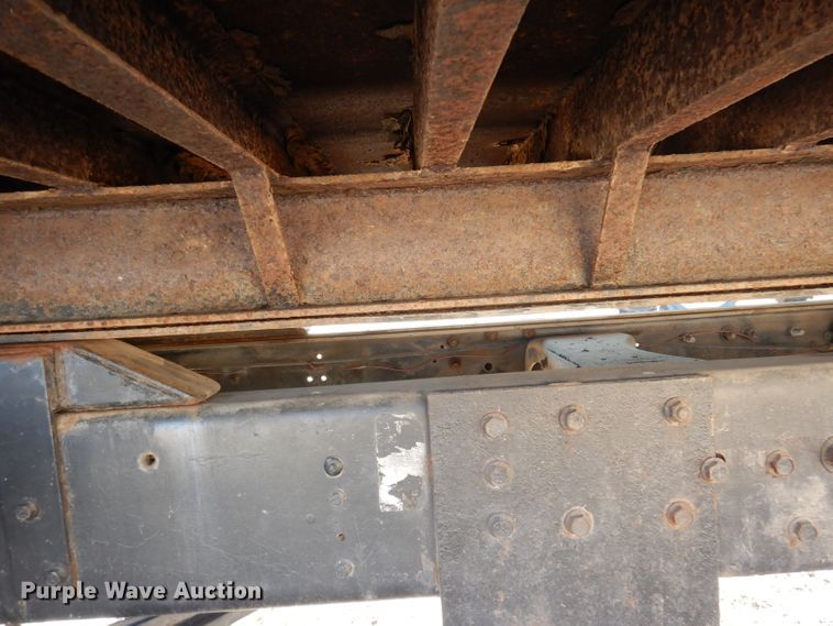 image for item DY9587 1996 Ford FT900  rollback truck