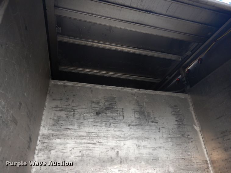 image for item EY9048 2012 Hackney beverage trailer