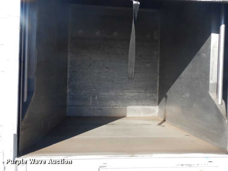 image for item EY9048 2012 Hackney beverage trailer