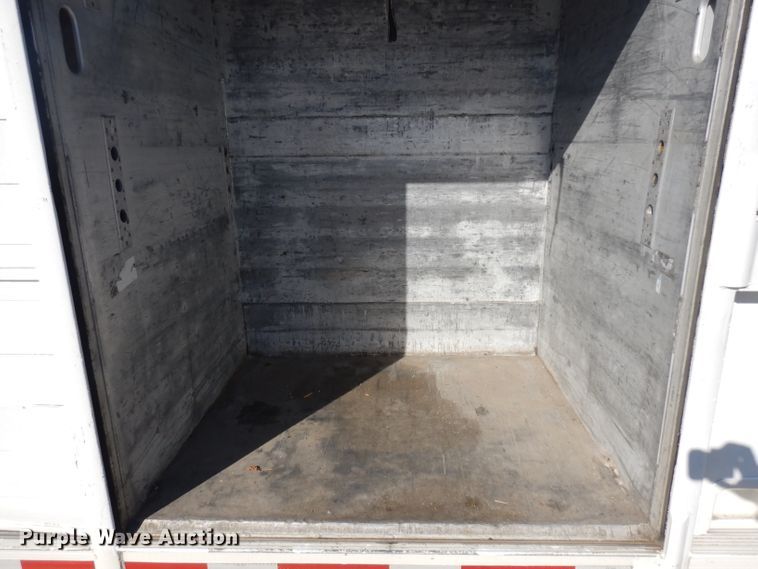 image for item EY9049 1996 Hackney beverage trailer