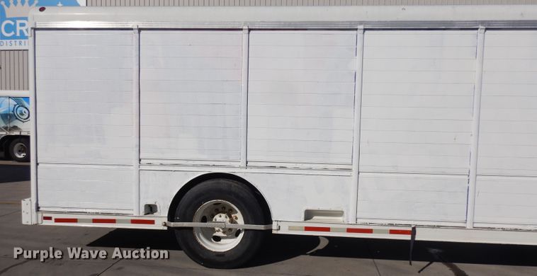 image for item EY9050 1997 International 4900  refrigerated truck