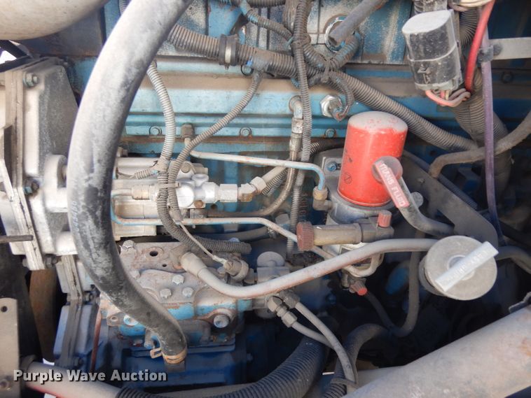 image for item EY9050 1997 International 4900  refrigerated truck