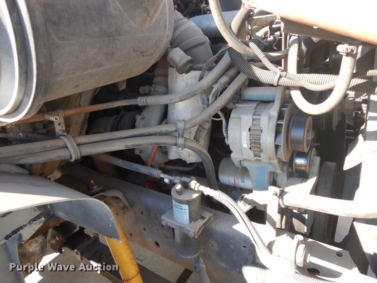 image for item EY9050 1997 International 4900  refrigerated truck