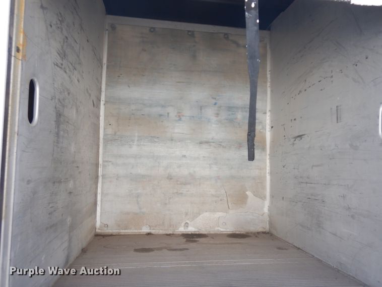 image for item EY9050 1997 International 4900  refrigerated truck