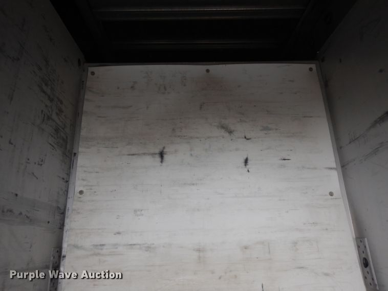 image for item EY9050 1997 International 4900  refrigerated truck