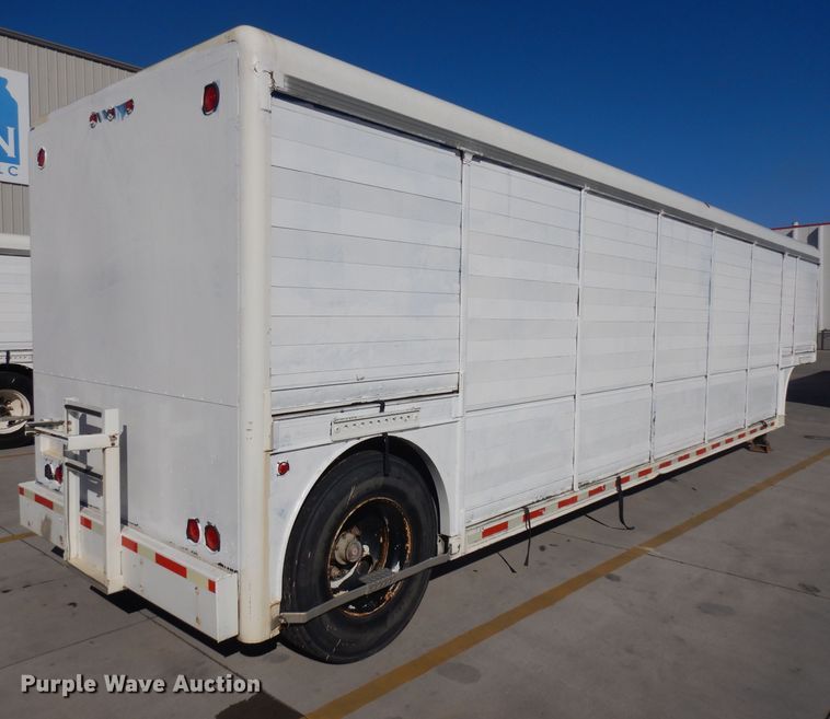 image for item EY9051 1999 Hackney beverage trailer