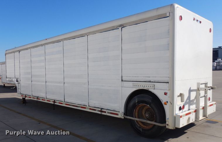 image for item EY9051 1999 Hackney beverage trailer