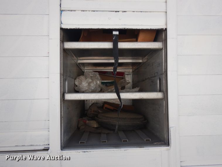 image for item EY9051 1999 Hackney beverage trailer