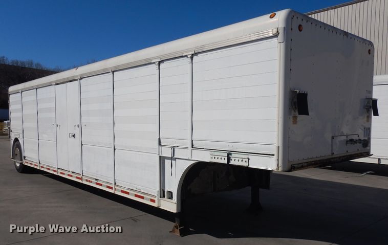 image for item EY9052 1995 Hackney beverage trailer