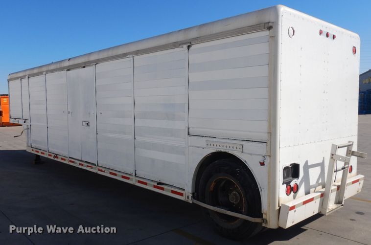 image for item EY9052 1995 Hackney beverage trailer